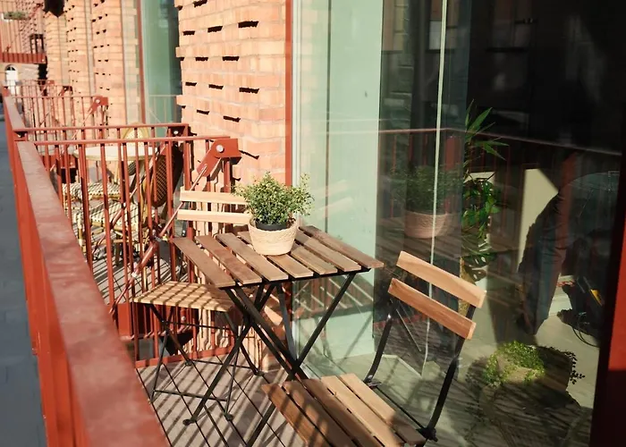 Bohemian Luxury In Carlsberg - 2 Bedrooms *